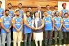 PM मोदी से मिलकर मुंबई रवाना हुई टीम इंडिया
