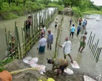 UP में बाढ़, काशी में गंगा के 30 घाट डूबे​​​​​​​ ,गोरखपुर में NDRF तैनात