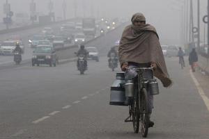 ठंड से कांपा उत्तर भारत, दिल्ली में येलो अलर्ट जारी