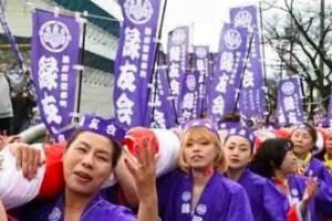 Naked Festival में पहली बार महिलाएं भी शामिल; जापान में बदला 1250 साल का इतिहास