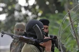 कठुआ में सेना के वाहन पर हुआ आतंकी हमला:दो जवान घायल