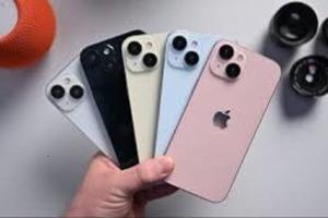 Phone 16 छोड़ो, सस्ते में लो iPhone 15 Pro, जानें दोनों में क़्या है अंतर